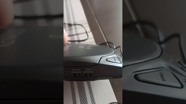 CD плеер KENWOOD DPC-561-редкий смотреть онлайн
