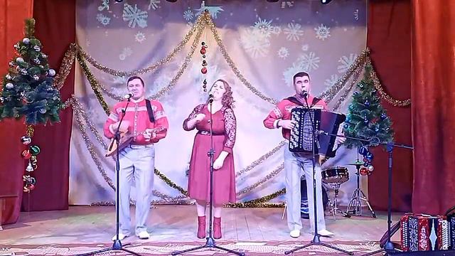 Ансамбль "Мы Вятские" - Уральская зима смотреть онлайн