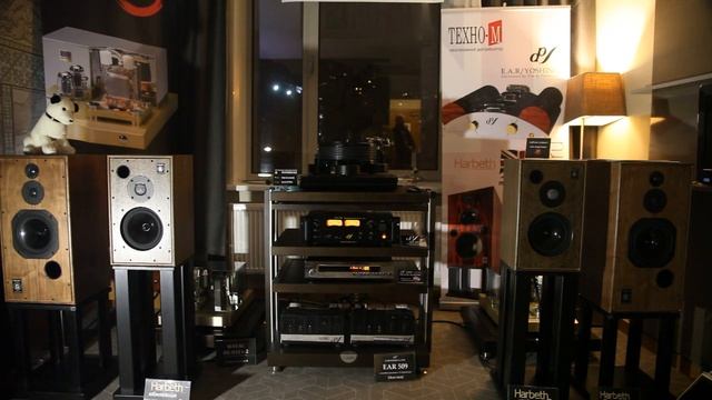 Harbeth Monitor 30.2 Anniversary@ EAR 509(tube monoblocks)@ EAR 912@Techno-M@ MHES 2018 смотреть онлайн