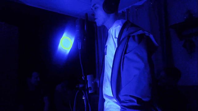 ARIEL FLEX- HENNESSY смотреть онлайн