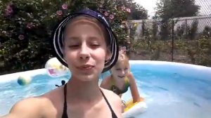 Купаемся в бассейне) часть2
