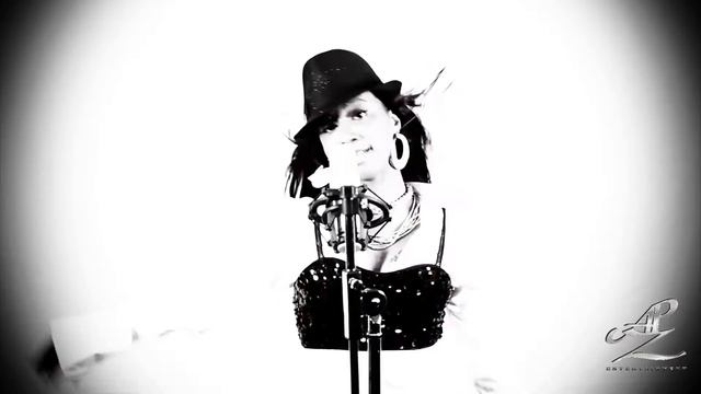 Erica P, "Put the Camera on Me" (Music Video) смотреть онлайн