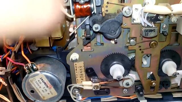 ИЖ 305 стерео.Стереофонический кассетный магнитофон ''ИЖ-305С''. смотреть онлайн