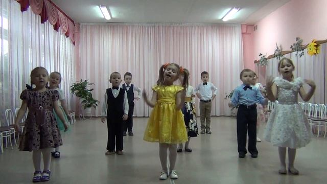 мамочка милая, мама моя, МКДОУ црр-д/с "Золотой петушок" вокальная студия соловушка смотреть онлайн