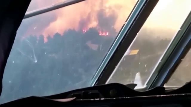 IL-76 Avión ruso en Chile - Ataque de incendios forestales смотреть онлайн