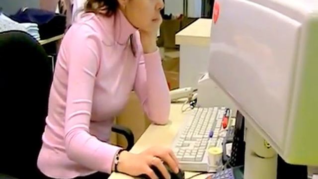 Я хвалюсь своей видеокамерой знакомым продавцам смотреть онлайн