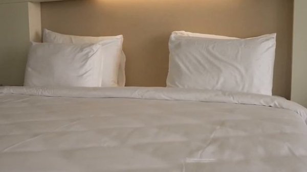 Как выглядит номер Superior Standard Room в отеле Nirvana Cosmopolitan 5*? | tooroom