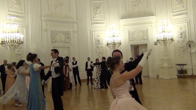 Цыганская полька в Петровском Путевом дворце балансе.рф смотреть онлайн