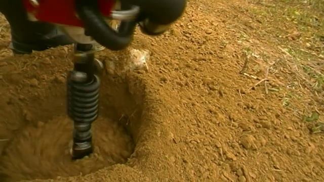 Мотобур Iron Mole E53.mp4 смотреть онлайн