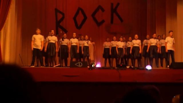 Rockбитва хоров-2017. 1 школа Верхний Уфалей смотреть онлайн