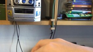 Как обслужить 3 дисковый дисковод у музыкального центра.