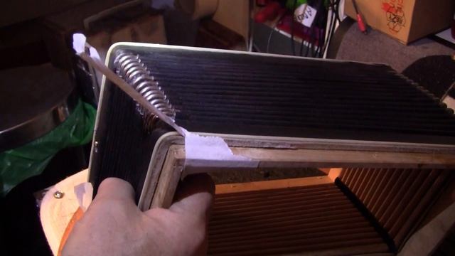 Гармонь и баян: как обновить углы меха, если они окислились и поржавели . Ремонт в Германии