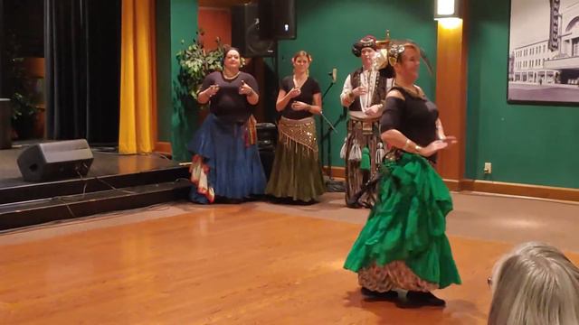 Lotus Fire Bellydance--Heather Sword Solo смотреть онлайн