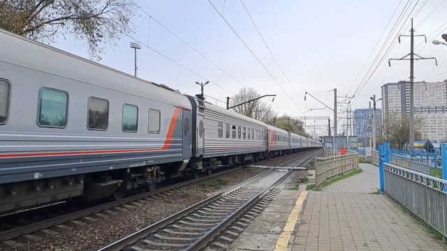 Мегаприветливая бригада на ЭП1М-701 с длинным поездом №359С Адлер - Калининград смотреть онлайн