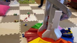 Щенячий патруль. Смотровая башня. Щенячья база.