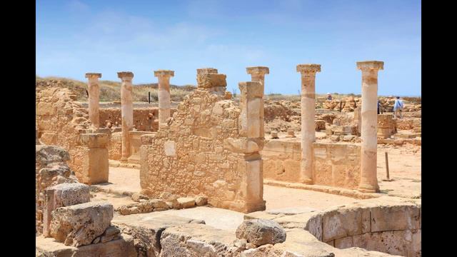 Paphos Gardens Holiday Resort in Paphos (Suedzypern - Zypern) Bewertung und Bilder смотреть онлайн