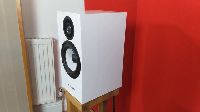 Pylon Audio Pearl Monitors, first impressions of the best value budget Hi-Fi stereo loudspeakers смотреть онлайн