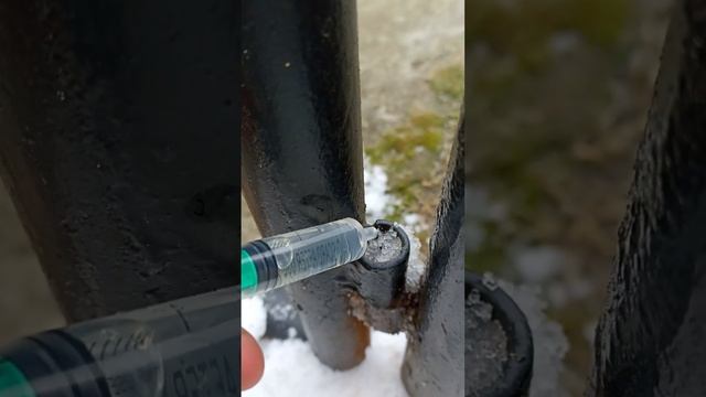 Как быстро разморозить дверь от сильного мороза. Полезные советы