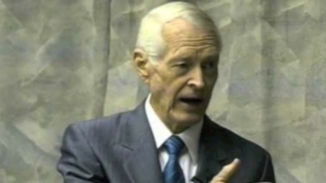 Lindsey Williams Tells Elites Plan for Gold and Silver 6-22-11 Part 4 of 4 смотреть онлайн