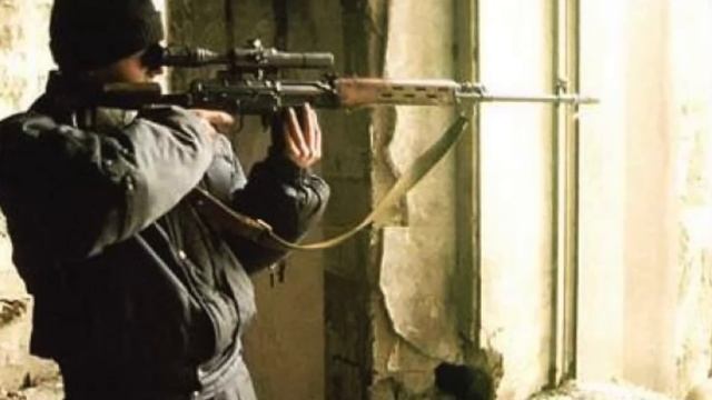 В Чечне его прозвали «Черный снайпер» - забытый стрелок Володя Якут. 1995 смотреть онлайн