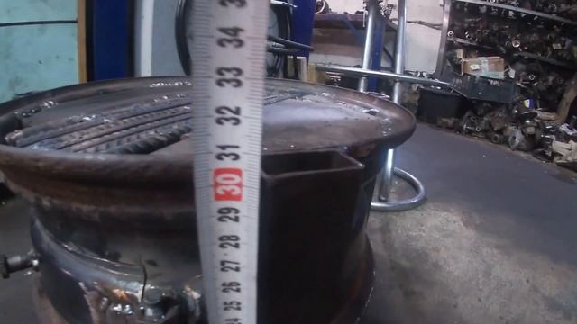 Печь "Буржуйка" из колёсных дисков в гараж, своими руками! смотреть онлайн