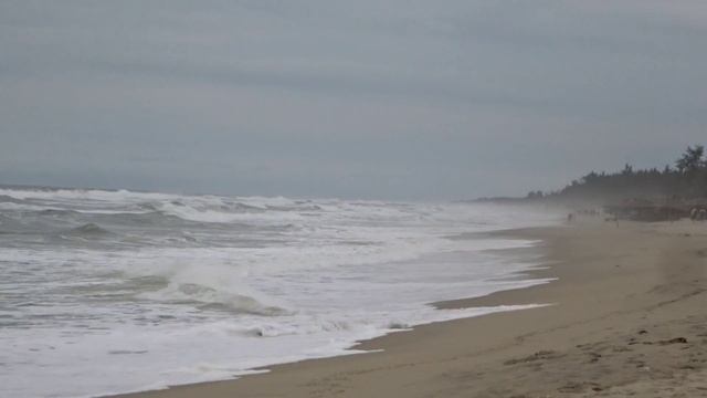 Хой Ан. Берег Южно-Китайского моря. смотреть онлайн