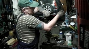 Honda CR V замена задней стойки