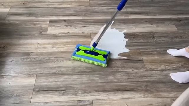 Универсальная швабра Гринвей с двумя насадками Aquamatic Mop смотреть онлайн