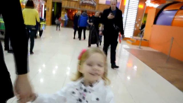 Блокбастер. Дом наоборот. Зеркальный лабиринт. Побег из тюрьмы. Куб бесконечности. смотреть онлайн