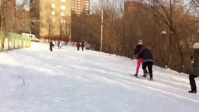 подкатывает к дивачкам))) смотреть онлайн