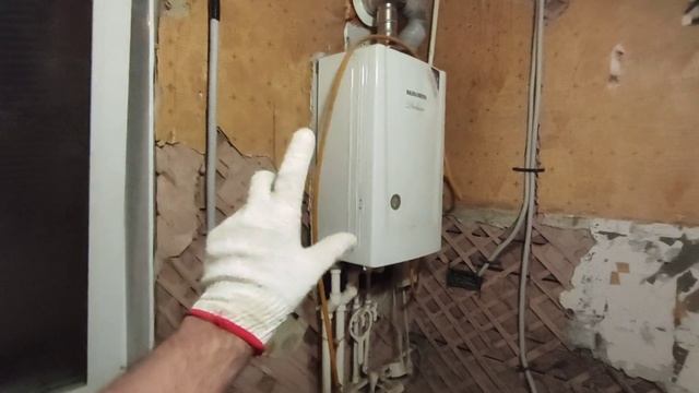 Как сделать РОЗЕТКИ на КУХНЕ под КУХОННЫЙ ГАРНИТУР в щитовом доме смотреть онлайн