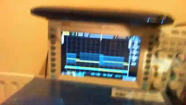 переходные процессы при коммутации лампы накаливания 40 ватт IGBT FGA20S140P смотреть онлайн