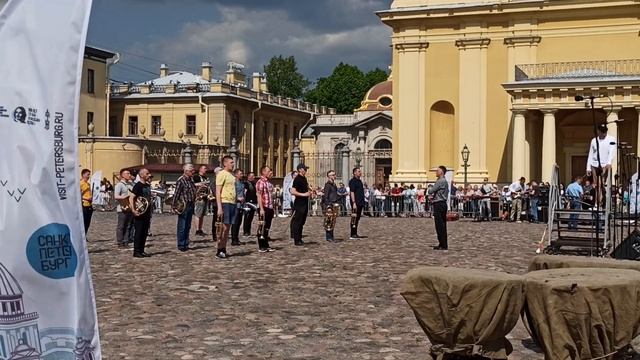 Репетиция фестиваля духовых оркестров смотреть онлайн