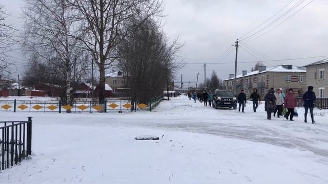 НО, п. Сухобезводное, ул. Красноармейская, 5. Видео у входа. смотреть онлайн