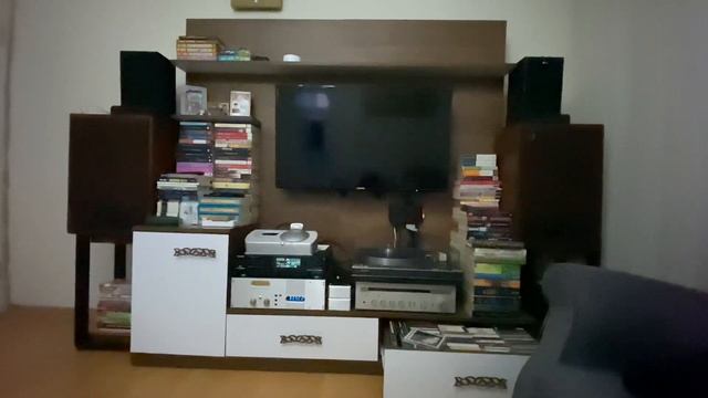 Chord CPM 2600 Amplifier & Philips CD 880 Cd Player & Tannoy Little Red Monitor 12 Speakers смотреть онлайн