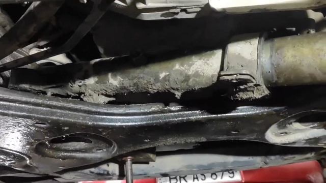 Как снять и менять рулевую рейку на Вито 639 How to change the steering rack on Vito 639/2006/2.2CD смотреть онлайн