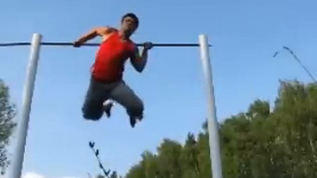 Палкокрут...кривое начало.(кадры тренировок 2009 года) смотреть онлайн