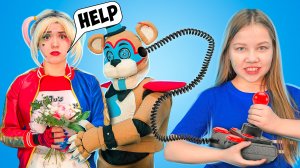 ХАРЛИ и ДЖОКЕР ИГРАЮТ В ФНАФ СЕКЬЮРИТИ БРИТЧ! КСЮША и Фредди ФНАФ 9 против Харли!