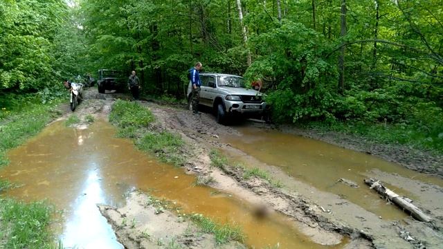 Эндуро против джипов! Часть 1 смотреть онлайн
