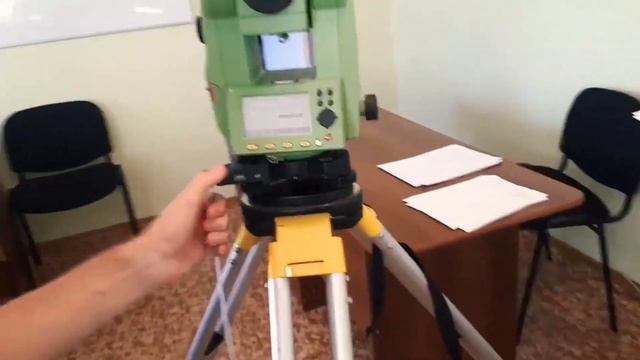 Настройка тахеометра Leica TC407 для топосъемки смотреть онлайн