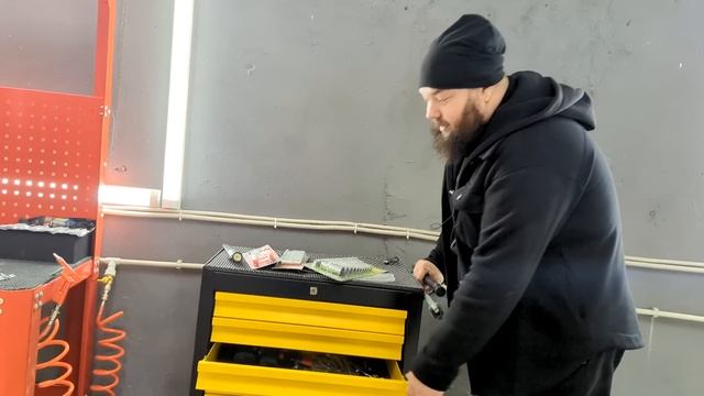 Запись к нам открыта: ЛЕВЫЙ БЕРЕГ (Дарница) смотреть онлайн