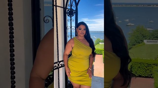 Daisy Christina Wiki Biography | Plus Size Model Instagram Influencer | Biography in English #curvy смотреть онлайн