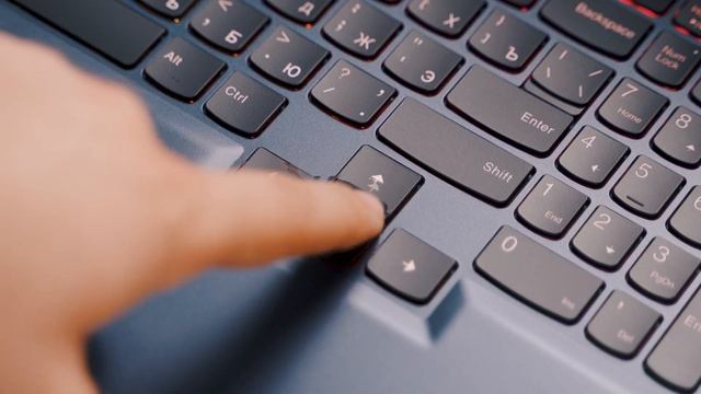 LENOVO LEGION 5 15ACH6H oyun noutbuku смотреть онлайн