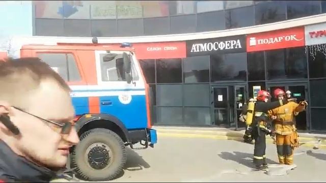 В торговом центре Бобруйска тушили пожар (ч. 2) смотреть онлайн