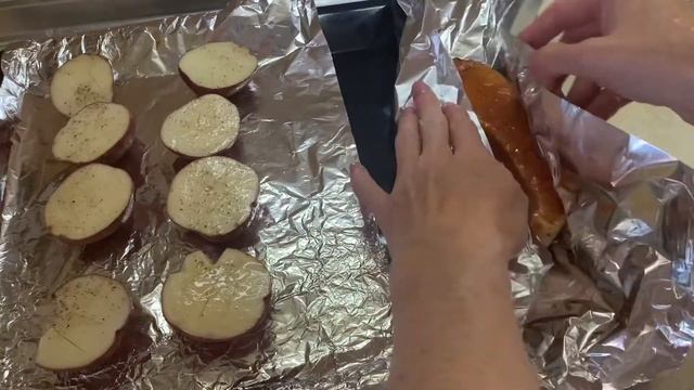 Как запечь форель в духовке смотреть онлайн