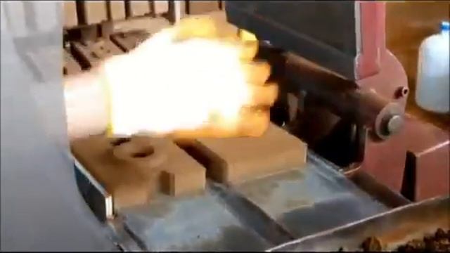 Мини производство по изготовлению кирпича ЛЕГО. смотреть онлайн