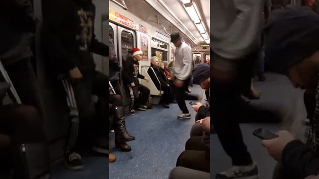 Танцы в метро спб смотреть онлайн
