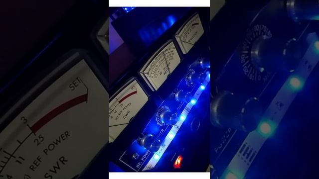 Craig L-103 CB Radio with Dracula Coffin Microphone смотреть онлайн