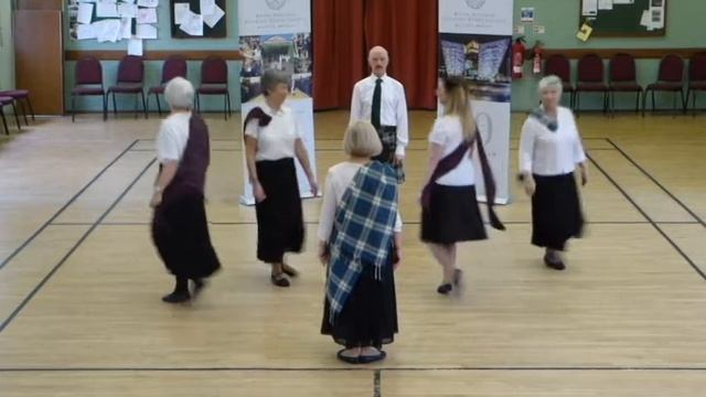 The Orchards of Co. Armagh 32-bar strathspey 3 cpls. Belfast Branch 70th Anniversary Book Dance No смотреть онлайн