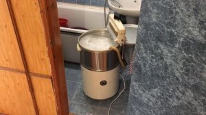 Стирка с помощью стиральной машины Рига-8. 1972 года выпуска. Часть 1.